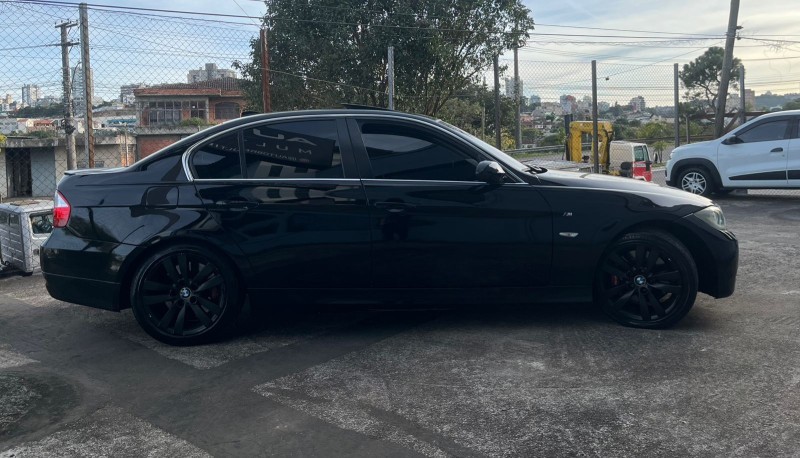 330I 3.0 TOP SEDAN 24V GASOLINA 4P AUTOMÁTICO - 2006 - CAXIAS DO SUL