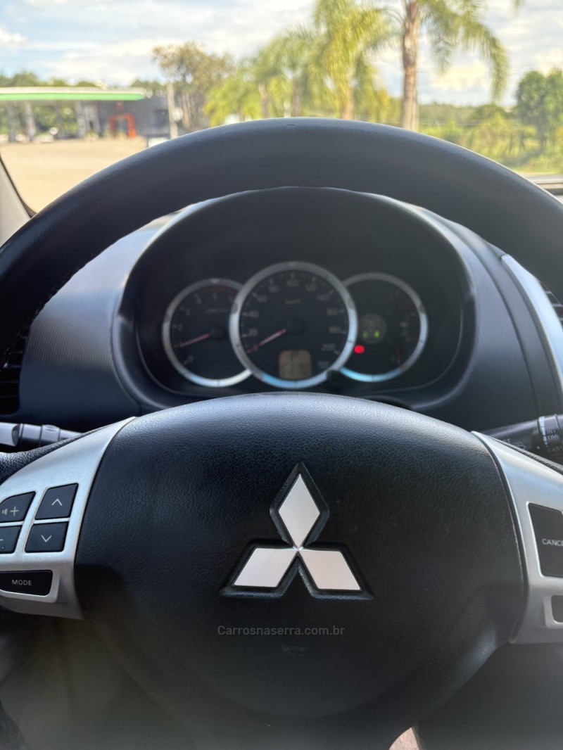 PAJERO DAKAR 3.2 HPE 4X4 7 LUGARES 16V TURBO INTERCOOLER DIESEL 4P AUTOMÁTICO - 2010 - GARIBALDI