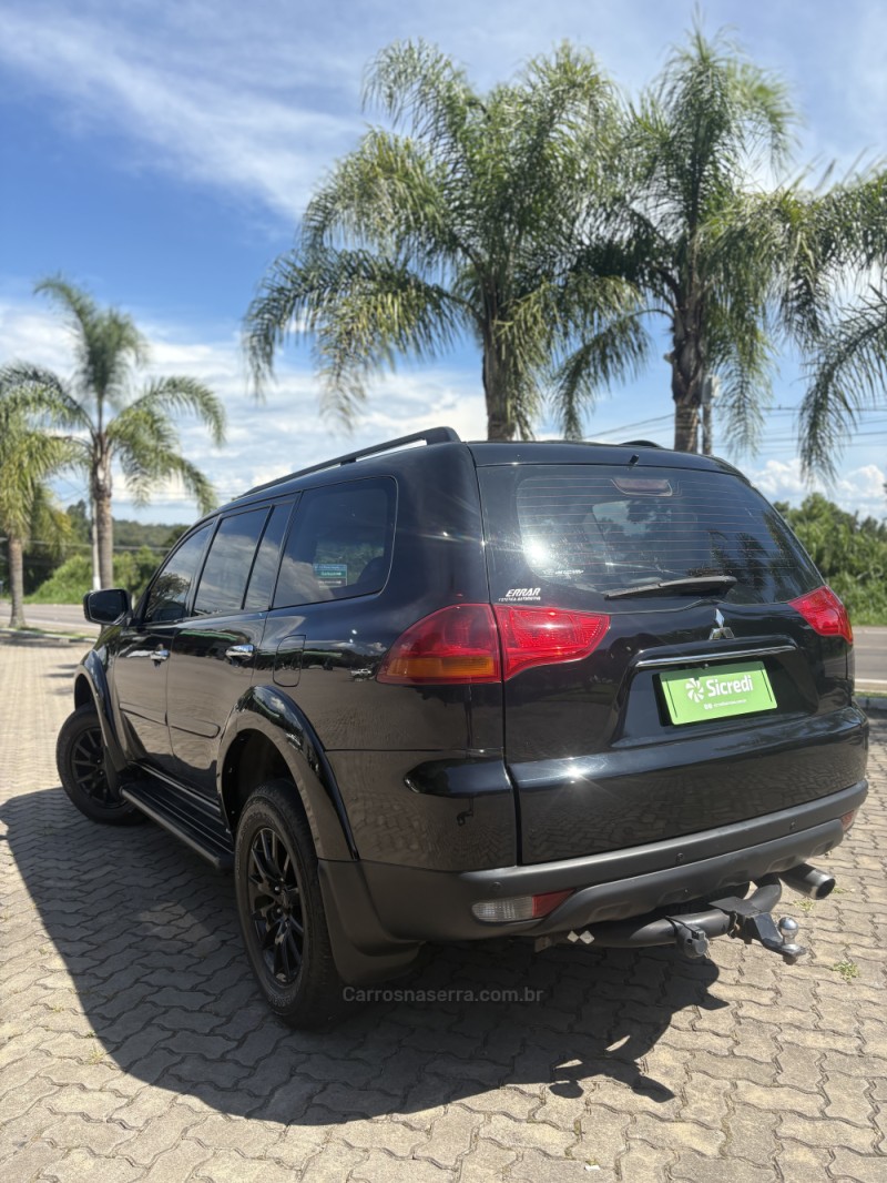 PAJERO DAKAR 3.2 HPE 4X4 7 LUGARES 16V TURBO INTERCOOLER DIESEL 4P AUTOMÁTICO - 2010 - GARIBALDI