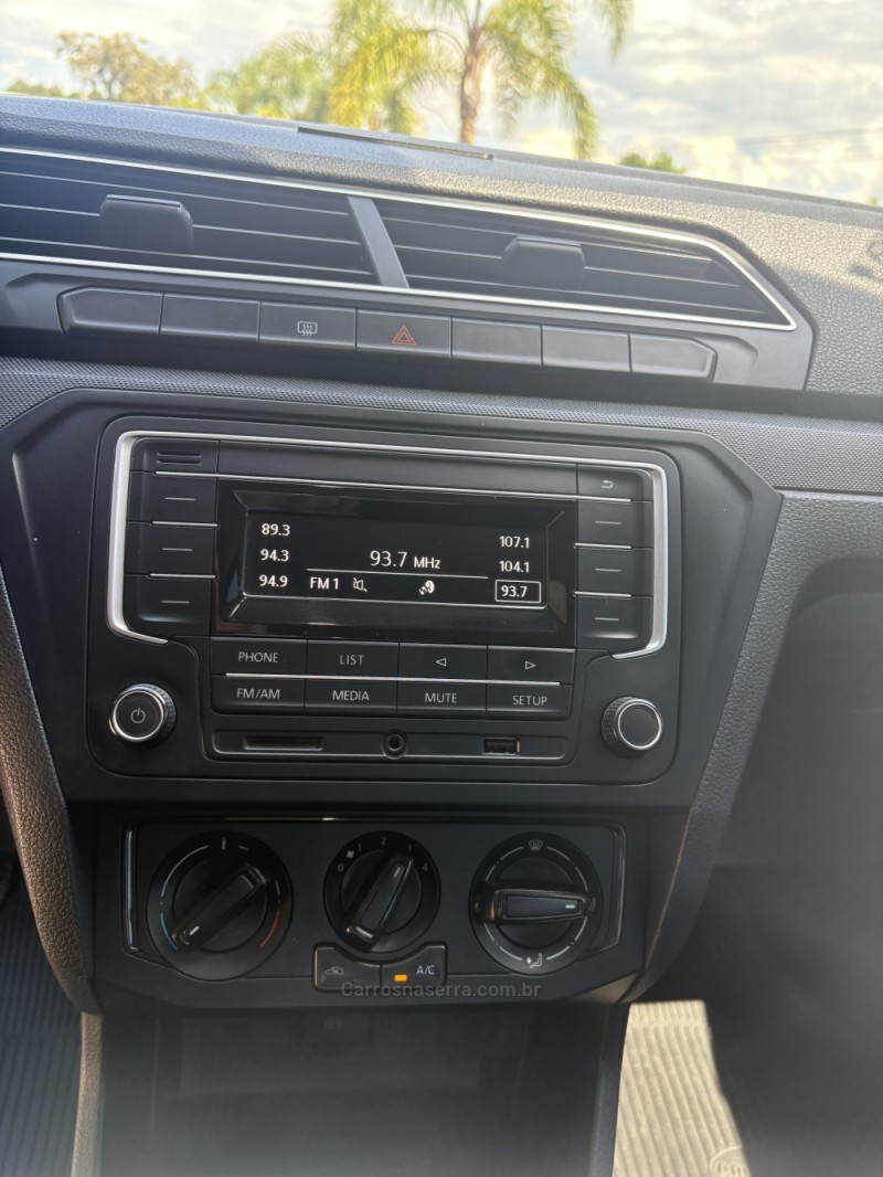 VOYAGE 1.6 MI COMFORTLINE 8V FLEX 4P MANUAL - 2017 - GARIBALDI