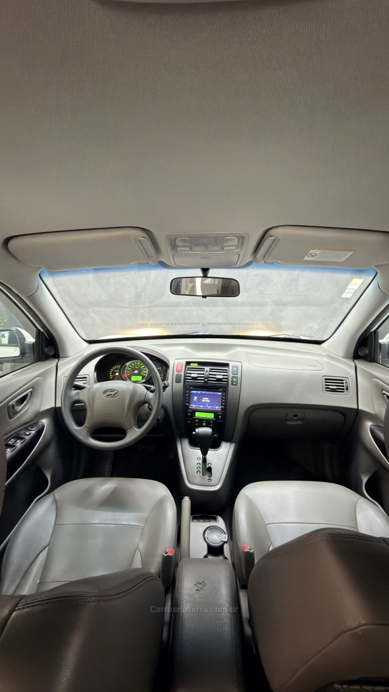 TUCSON 2.0 MPFI GLS 16V 143CV 2WD FLEX 4P AUTOMÁTICO - 2016 - CAXIAS DO SUL