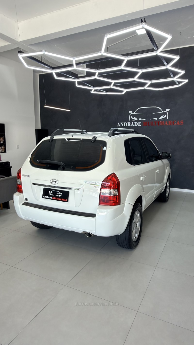 TUCSON 2.0 MPFI GLS 16V 143CV 2WD FLEX 4P AUTOMÁTICO - 2016 - CAXIAS DO SUL