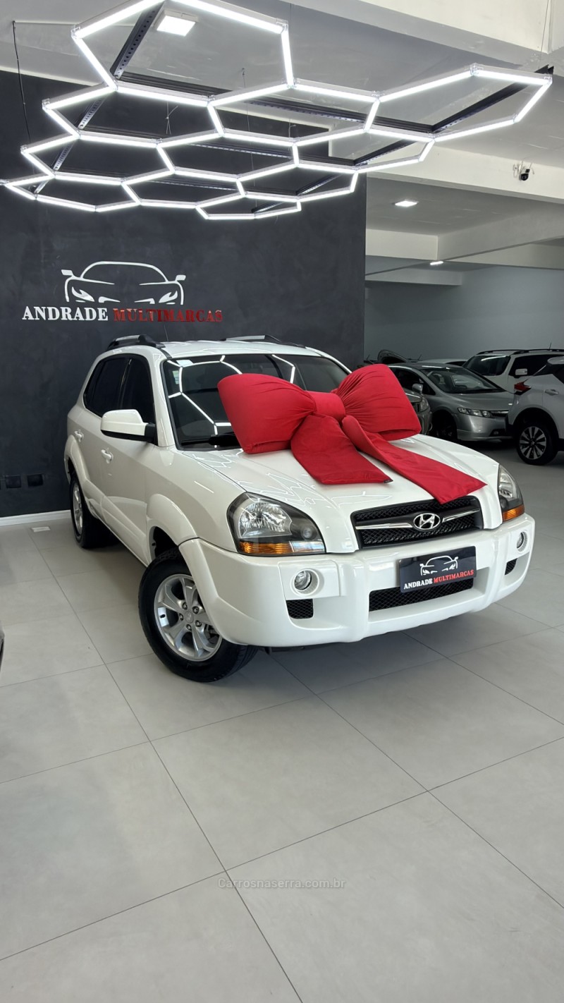 tucson 2.0 mpfi gls 16v 143cv 2wd flex 4p automatico 2016 caxias do sul