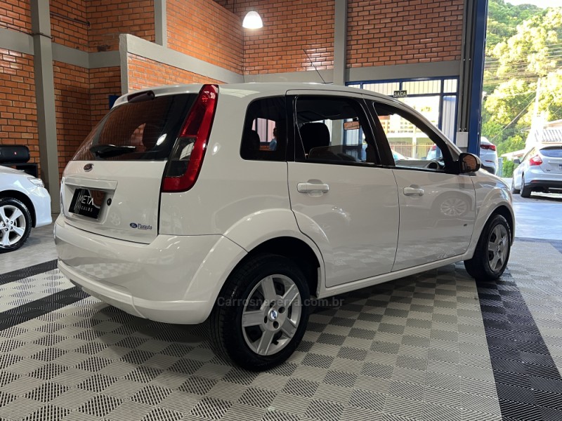 FIESTA 1.0 ROCAM SE 8V FLEX 4P MANUAL - 2014 - BENTO GONçALVES