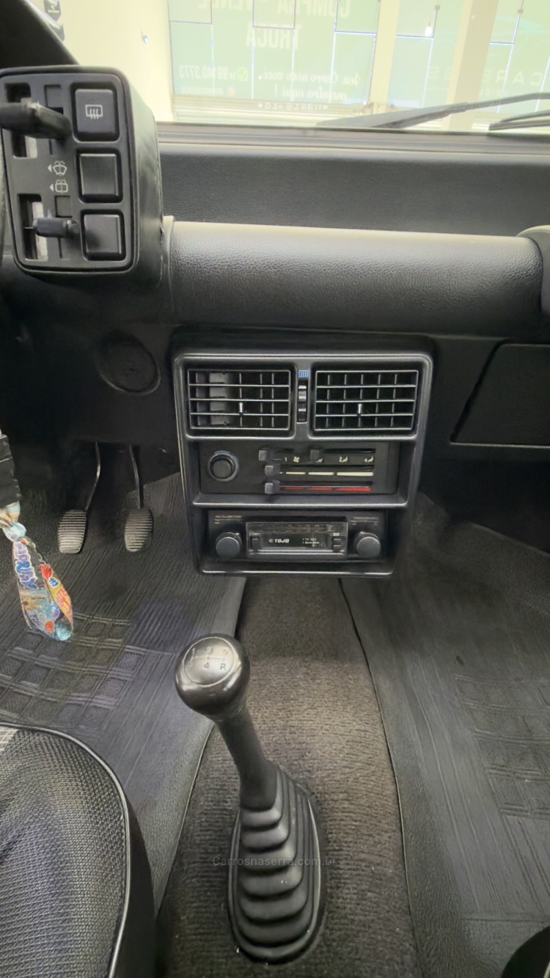 UNO 1.0 IE MILLE 8V GASOLINA 2P MANUAL - 1992 - CAXIAS DO SUL