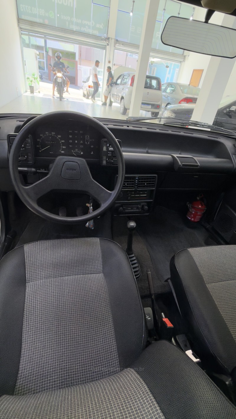 UNO 1.0 IE MILLE 8V GASOLINA 2P MANUAL - 1992 - CAXIAS DO SUL