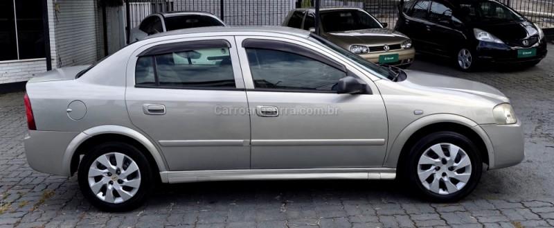 ASTRA 2.0 MPFI CD SEDAN 8V GASOLINA 4P MANUAL - 2004 - CAXIAS DO SUL