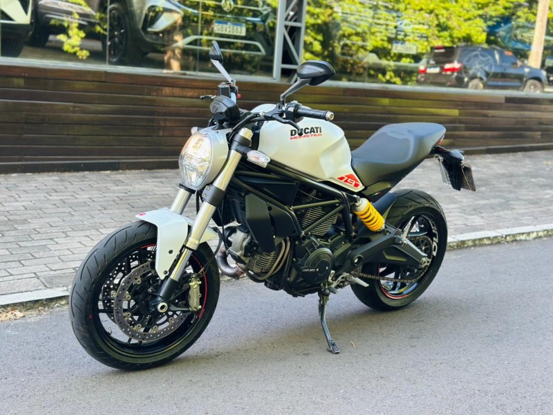 monster 797  2019 dois irmaos