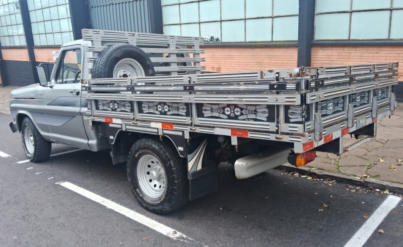 F-1000 DIESEL 2P MANUAL - 1984 - FLORES DA CUNHA