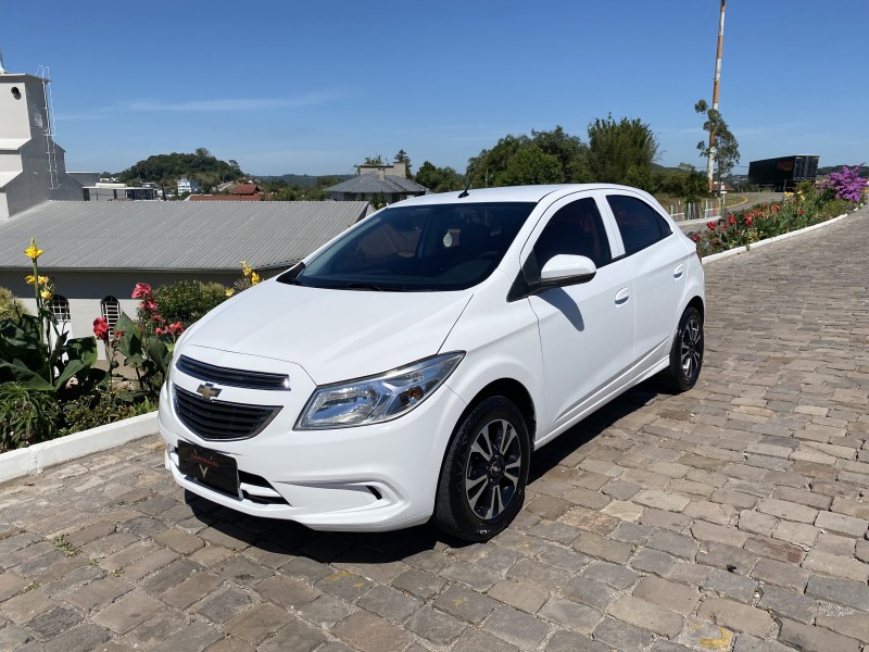 ONIX 1.0 LT 12V FLEX 4P MANUAL - 2015 - CARLOS BARBOSA