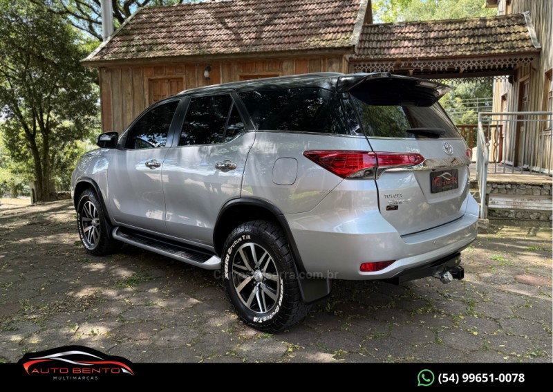 HILUX SW4 2.8 SRX 4X4 16V TURBO INTERCOOLER DIESEL 4P AUTOMÁTICO - 2017 - BENTO GONçALVES