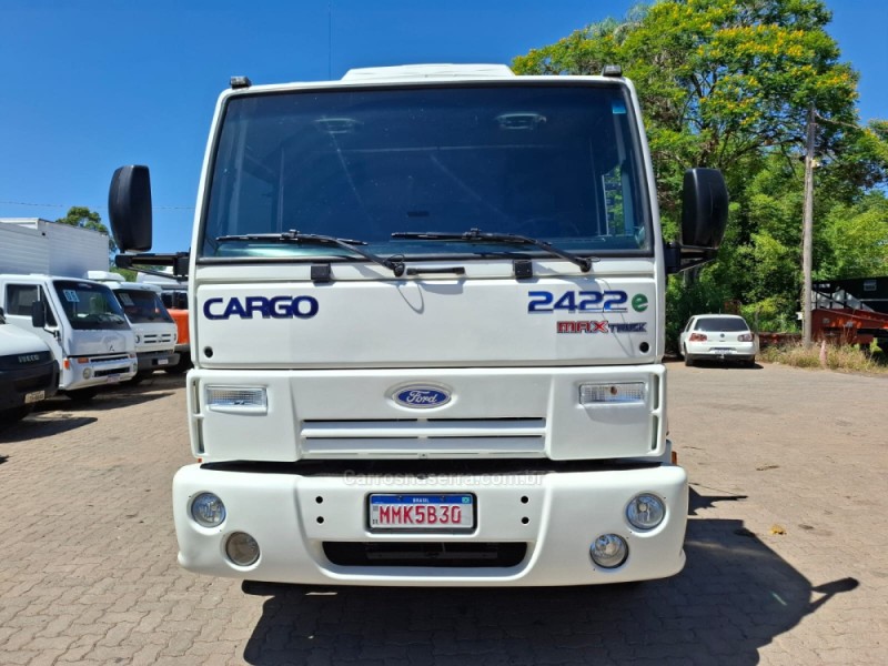 CARGO 2422 E 3 EIXOS - 2009 - PORTãO