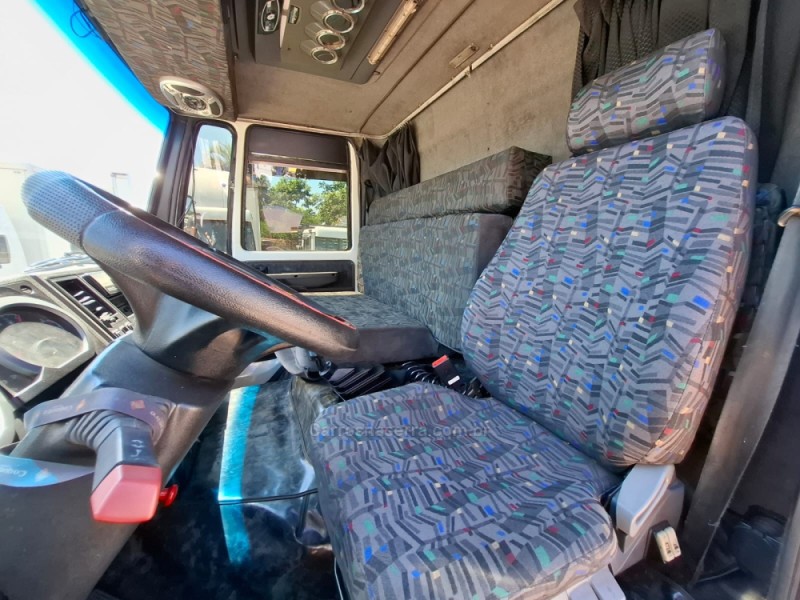 CARGO 2422 E 3 EIXOS - 2009 - PORTãO