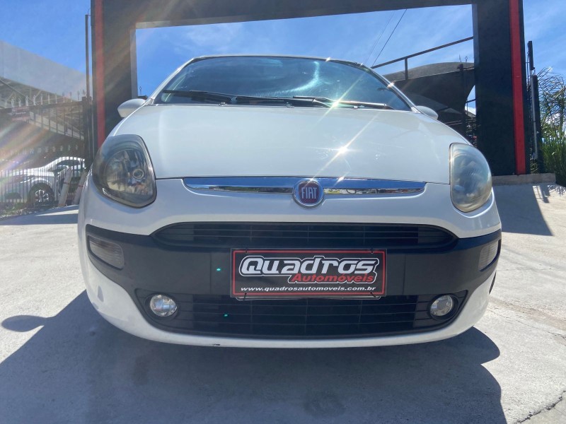 PUNTO 1.4 ATTRACTIVE ITALIA 8V FLEX 4P MANUAL - 2015 - CAXIAS DO SUL