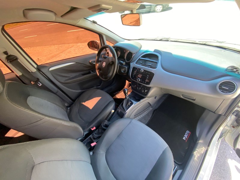 PUNTO 1.4 ATTRACTIVE ITALIA 8V FLEX 4P MANUAL - 2015 - CAXIAS DO SUL