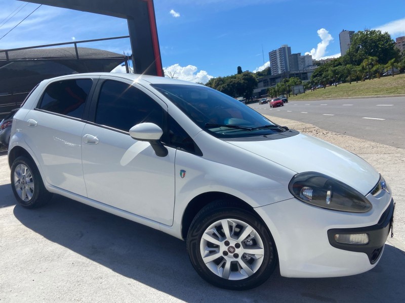 punto 1.4 attractive italia 8v flex 4p manual 2015 caxias do sul