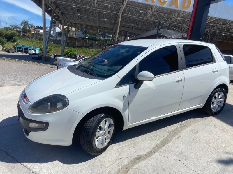PUNTO 1.4 ATTRACTIVE ITALIA 8V FLEX 4P MANUAL - 2015 - CAXIAS DO SUL