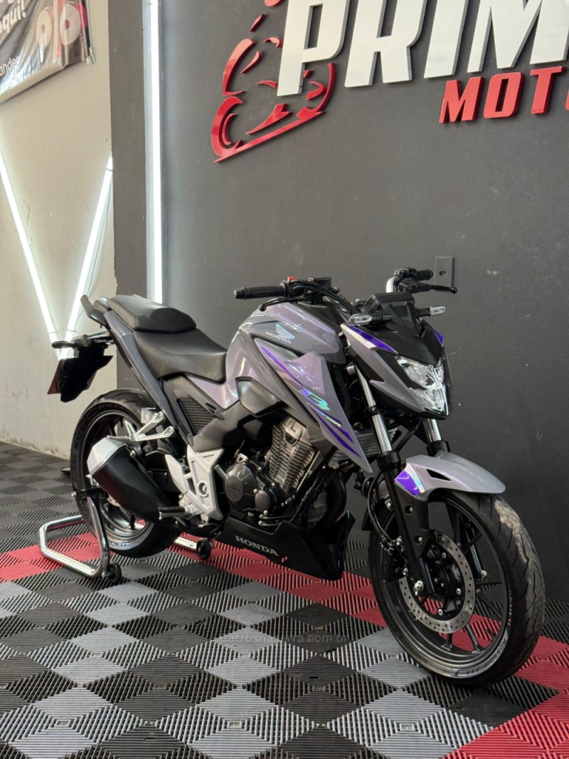 CB 300F TWISTER  - 2023 - NOVO HAMBURGO