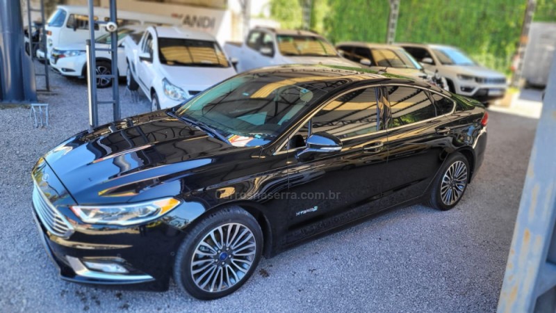 FUSION 2.0 TITANIUM 16V HÍBRIDO 4P AUTOMÁTICO - 2018 - CAXIAS DO SUL