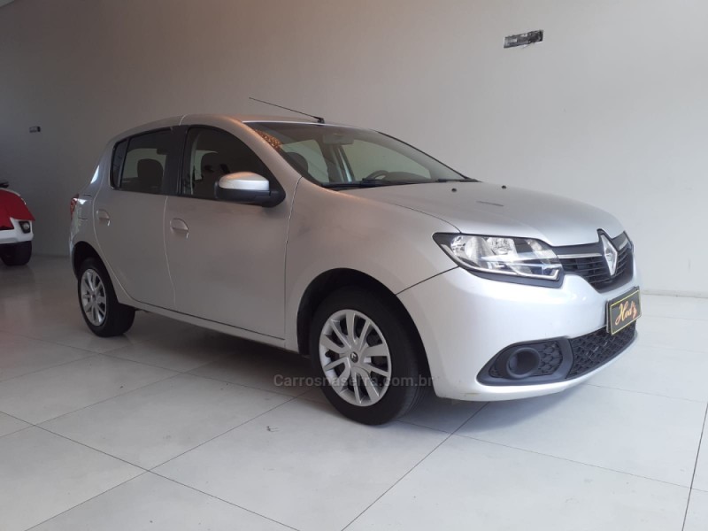 SANDERO 1.0 EXPRESSION 12V FLEX 4P MANUAL - 2017 - CANELA