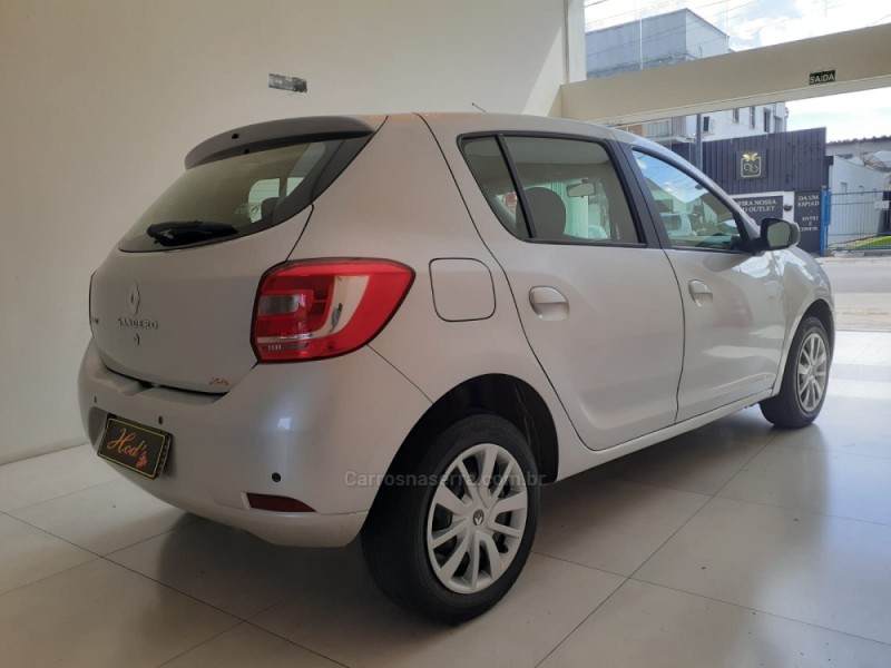 SANDERO 1.0 EXPRESSION 12V FLEX 4P MANUAL - 2017 - CANELA