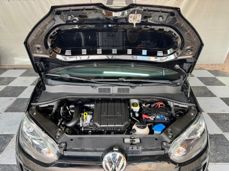 UP 1.0 TRACK UP 12V FLEX 4P MANUAL - 2017 - NOVA PRATA