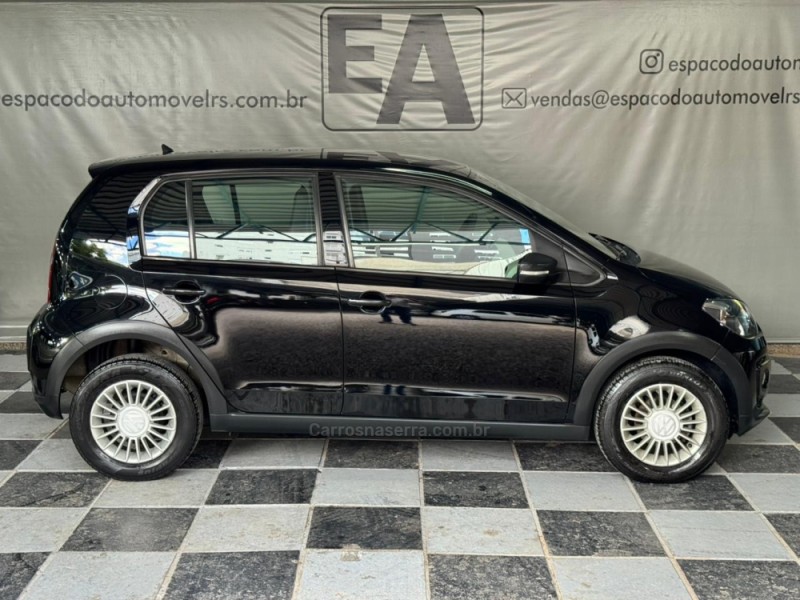 UP 1.0 TRACK UP 12V FLEX 4P MANUAL - 2017 - NOVA PRATA