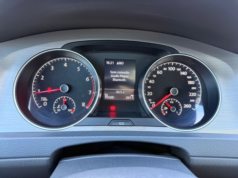 GOLF 1.0 TSI COMFORTLINE 12V TOTAL FLEX 4P MANUAL - 2017 - CANELA