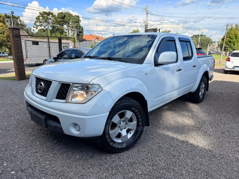 frontier 2.5 xe 4x4 cd turbo eletronic diesel 4p manual 2013 canela
