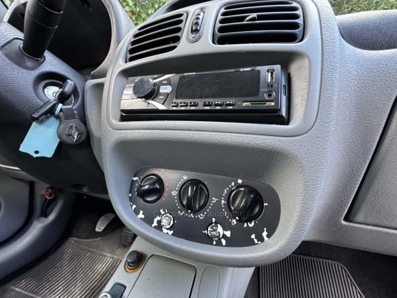 CLIO 1.0 EXPRESSION 16V FLEX 4P MANUAL - 2011 - CAXIAS DO SUL