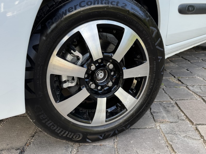 CLIO 1.0 EXPRESSION 16V FLEX 4P MANUAL - 2011 - CAXIAS DO SUL