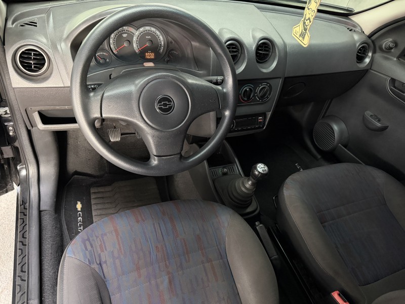 CELTA 1.0 MPFI LIFE 8V FLEX 2P MANUAL - 2010 - CAXIAS DO SUL