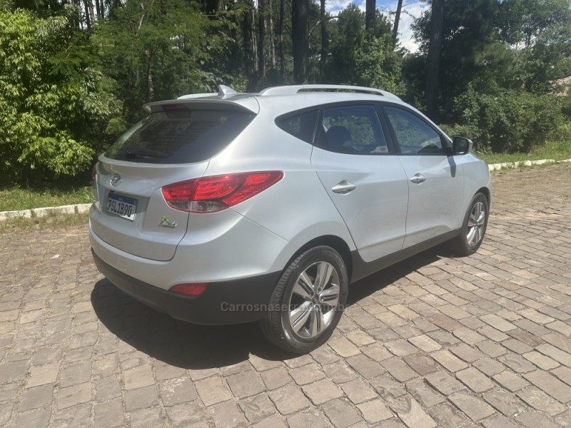 IX35 2.0 MPFI GLS 4X2 16V GASOLINA 4P AUTOMÁTICO - 2016 - NOVA PRATA