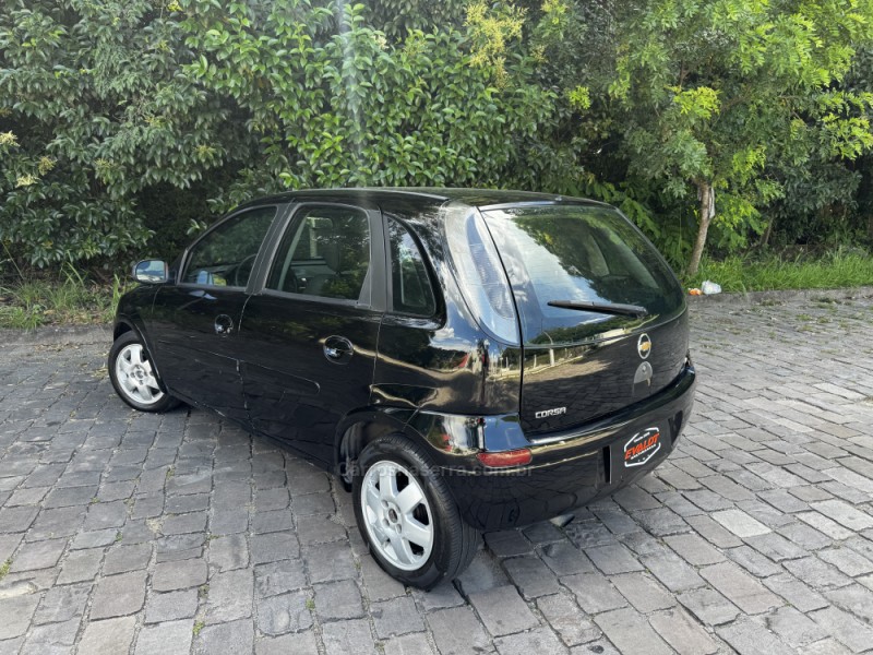 CORSA 1.4 MPFI MAXX 8V FLEX 4P MANUAL - 2011 - CAXIAS DO SUL