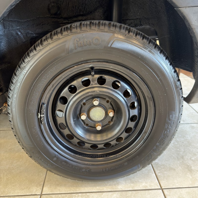 SAVEIRO 1.6 MI TRENDLINE CS 8V FLEX 2P MANUAL - 2016 - FARROUPILHA