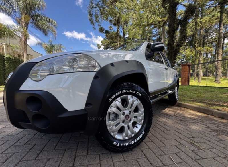 STRADA 1.8 MPI ADVENTURE CE 16V FLEX 2P MANUAL - 2009 - CAXIAS DO SUL