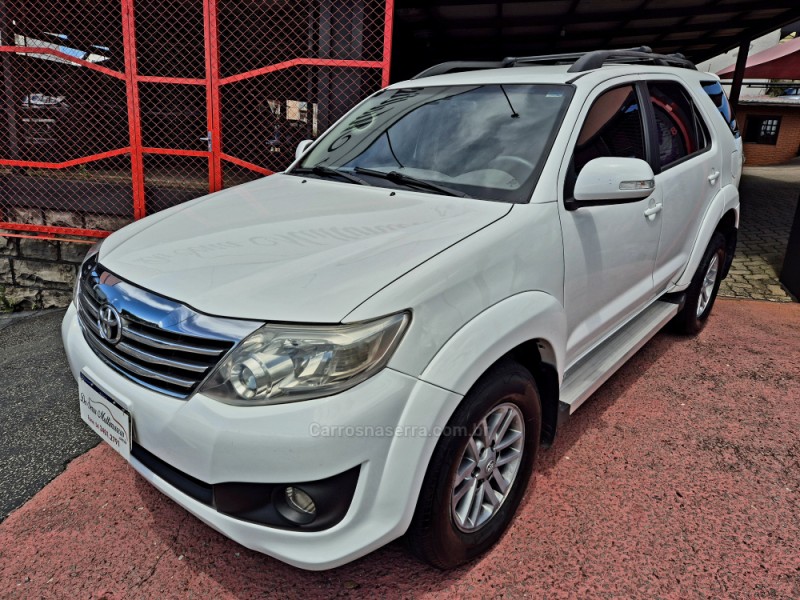 HILUX 2.7 SR 4X2 CD 16V GASOLINA 4P MANUAL - 2013 - FARROUPILHA