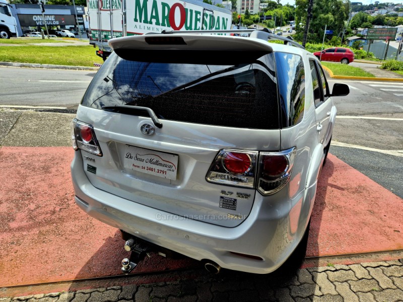 HILUX 2.7 SR 4X2 CD 16V GASOLINA 4P MANUAL - 2013 - FARROUPILHA