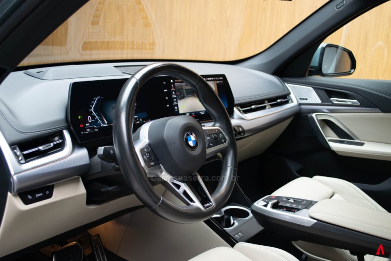 X1 2.0 SDRIVE20I M SPORT 16V TURBO 4P AUTOMÁTICO - 2024 - GARIBALDI
