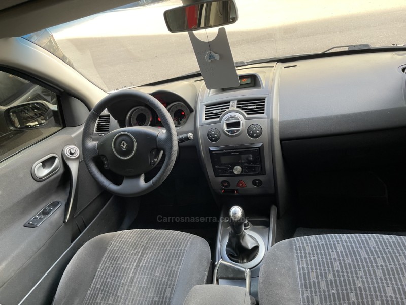 MÉGANE 1.6 DYNAMIQUE GRAND TOUR 16V FLEX 4P MANUAL - 2013 - BENTO GONçALVES