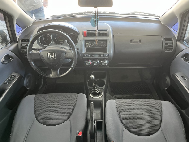 FIT 1.4 LXL 8V GASOLINA 4P MANUAL - 2004 - CAXIAS DO SUL