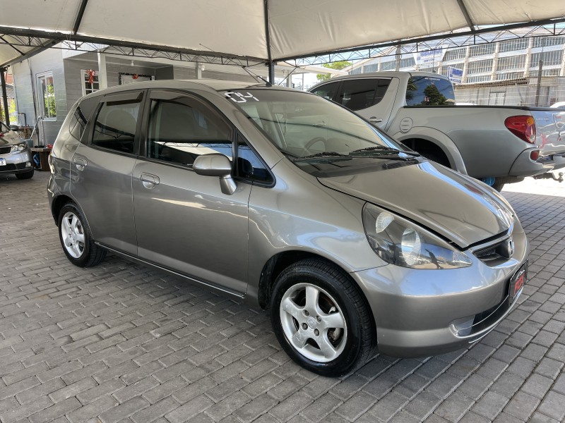 FIT 1.4 LXL 8V GASOLINA 4P MANUAL - 2004 - CAXIAS DO SUL