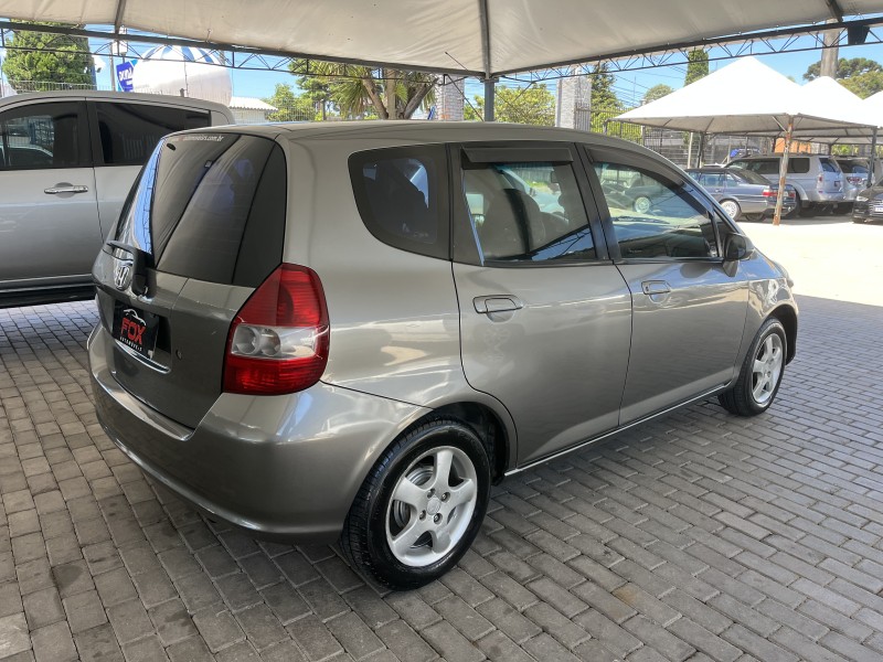 FIT 1.4 LXL 8V GASOLINA 4P MANUAL - 2004 - CAXIAS DO SUL