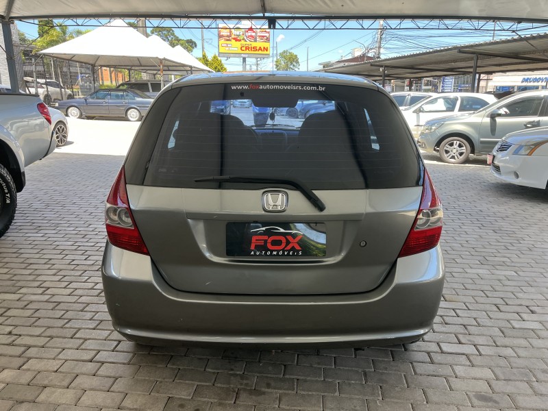 FIT 1.4 LXL 8V GASOLINA 4P MANUAL - 2004 - CAXIAS DO SUL