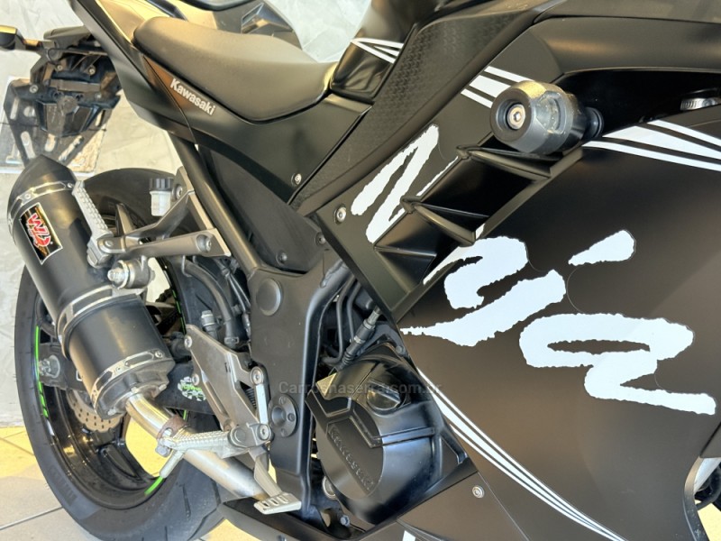 NINJA 300 ABS LIMITED EDITION - 2018 - CAXIAS DO SUL