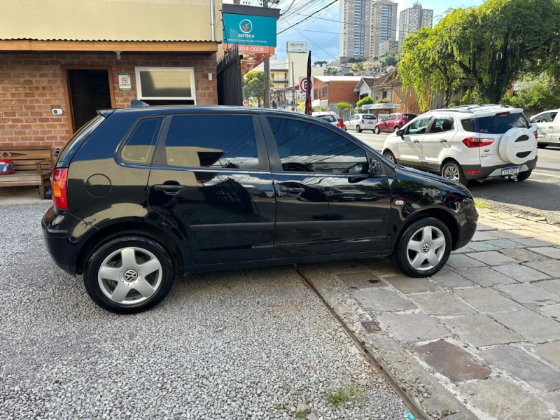 POLO 1.6 MI 8V GASOLINA 4P MANUAL - 2003 - CAXIAS DO SUL