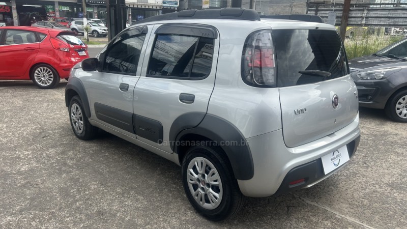 UNO 1.3 FIREFLY FLEX WAY 4P MANUAL - 2019 - GRAVATAí