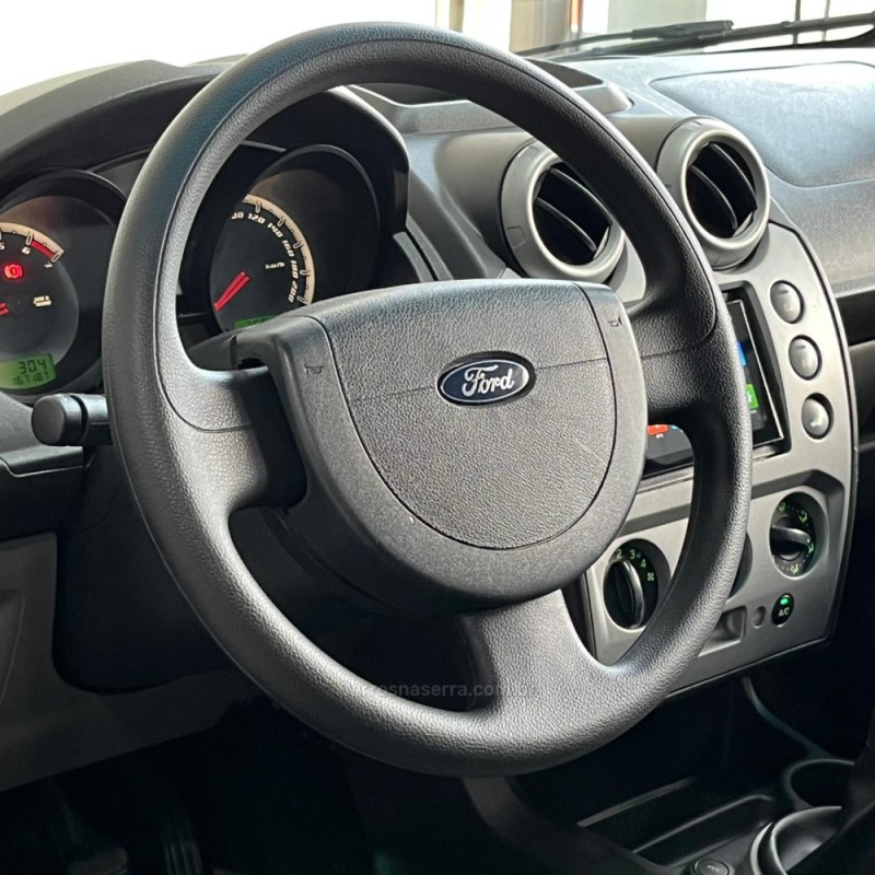 FIESTA 1.6 MPI CLASS 8V GASOLINA 4P MANUAL - 2012 - NOVO HAMBURGO