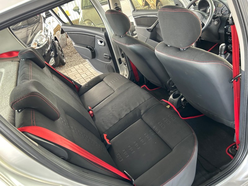 SANDERO 1.6 GT LINE LIMITED FLEX 4P MANUAL - 2011 - CAXIAS DO SUL