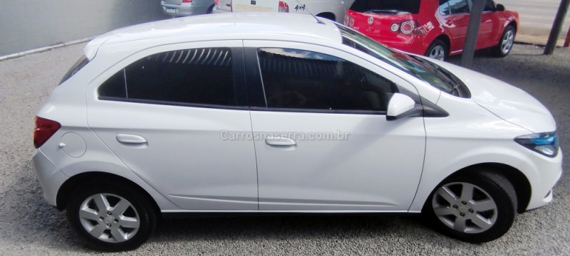 ONIX 1.4 MPFI LT 8V FLEX 4P MANUAL - 2013 - FARROUPILHA